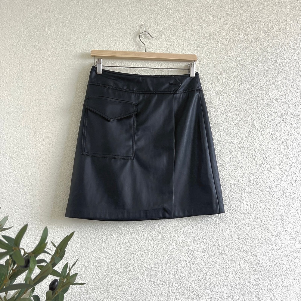 Calvin Klein Women's Black Faux-leather Faux-wrap Mini Skirt